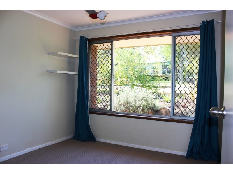 16 Air Force Road, Helidon QLD 4344