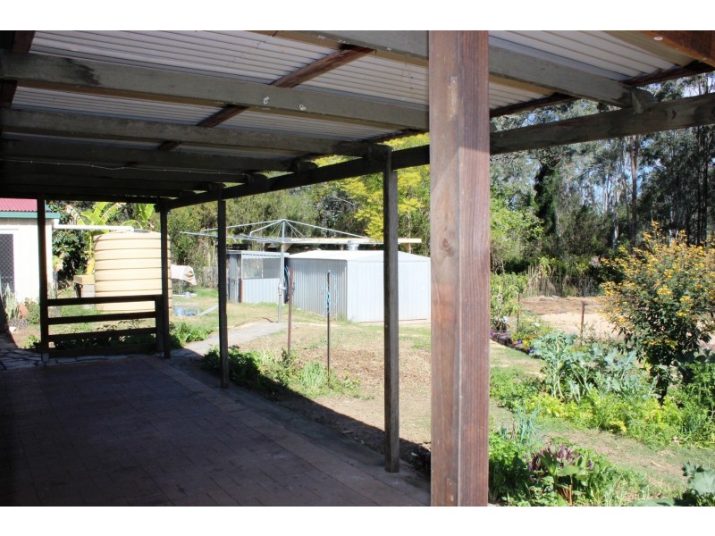 16 Air Force Road, Helidon QLD 4344