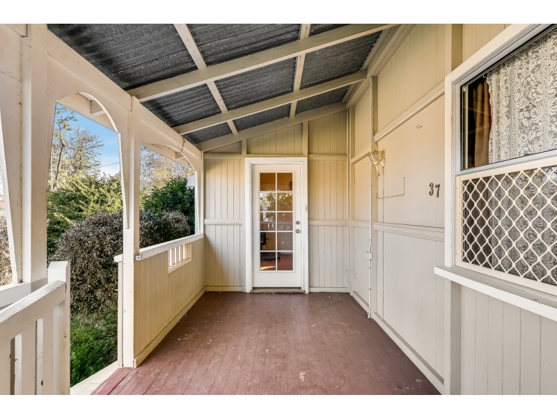 37 Hume Street, Pittsworth QLD 4356