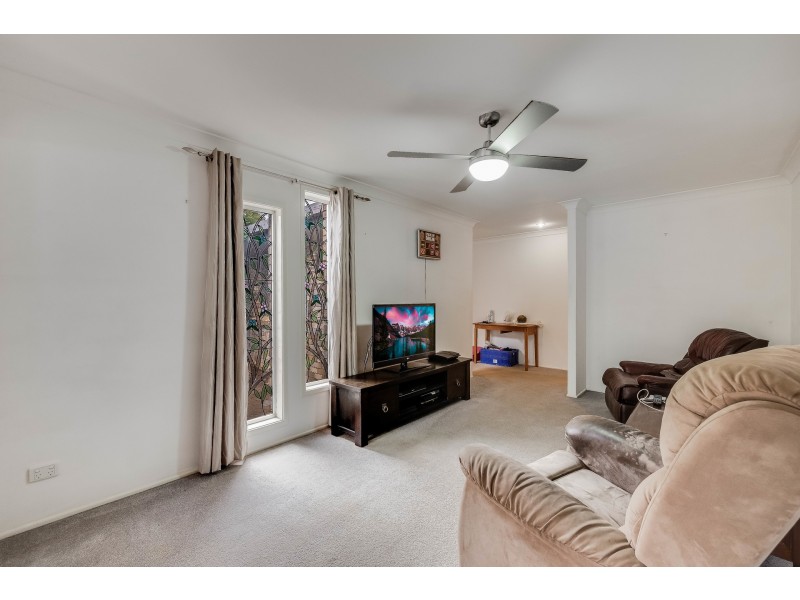 363 Greenwattle Street, Wilsonton QLD 4350
