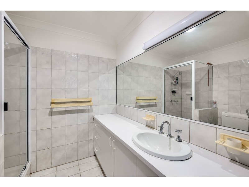 363 Greenwattle Street, Wilsonton QLD 4350