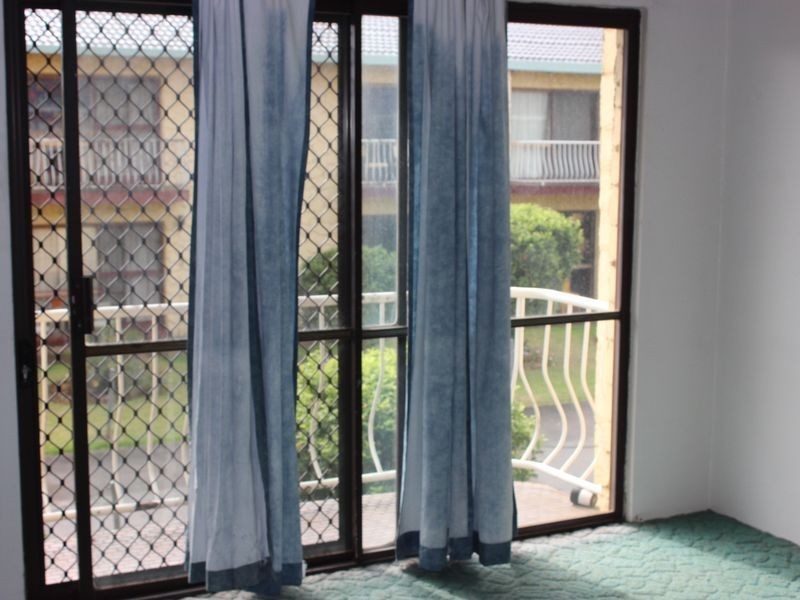 2/67 Taylor Street, Newtown QLD 4350