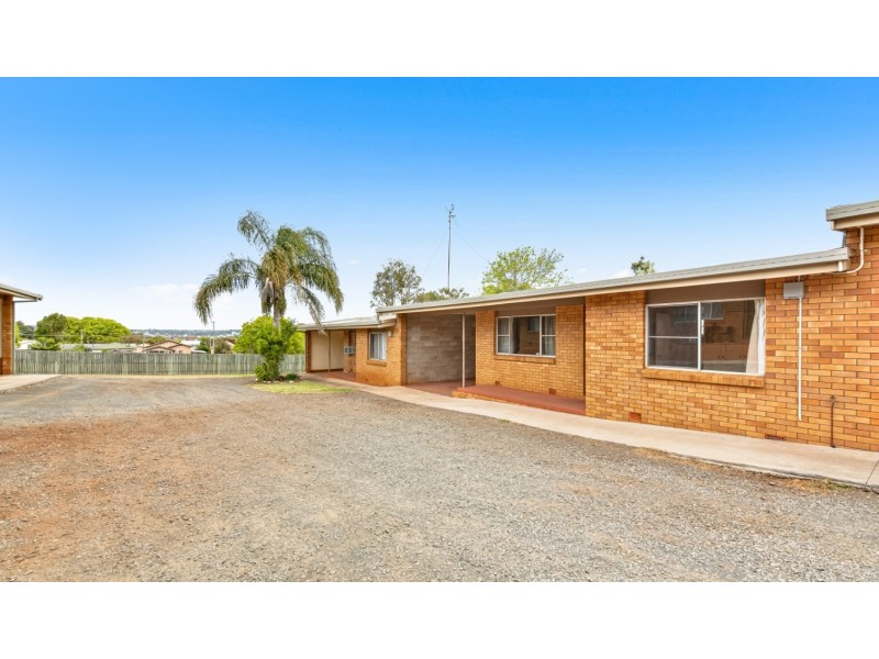 2/68 Pascoe Lane, North Toowoomba QLD 4350