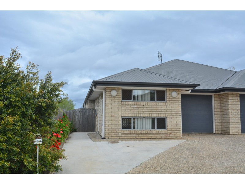 1/20A Alpine Court, Cranley QLD 4350