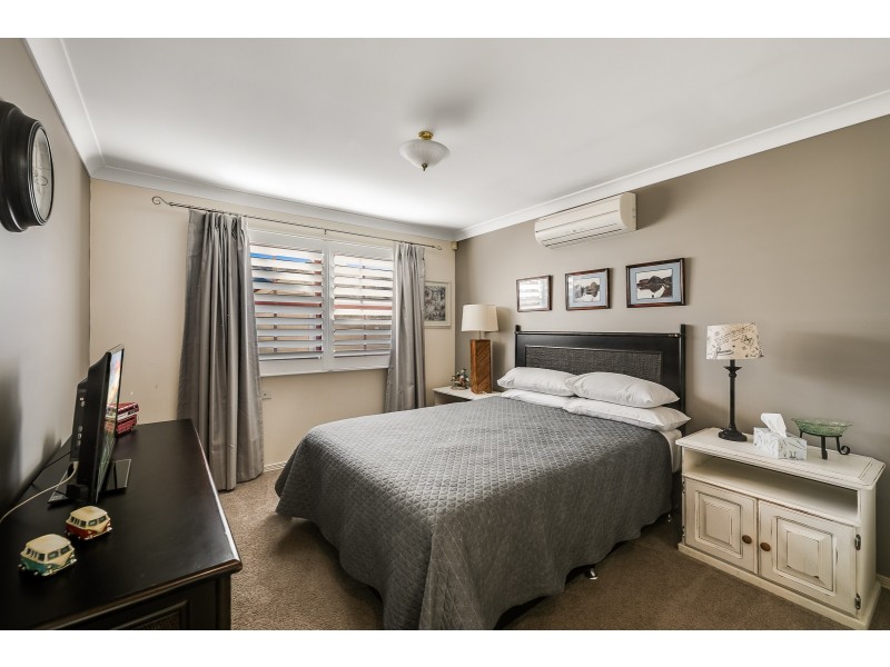 1 & 3/4 Burstow Street, East Toowoomba QLD 4350