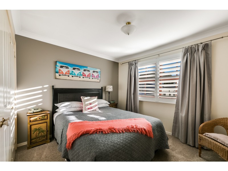 1 & 3/4 Burstow Street, East Toowoomba QLD 4350