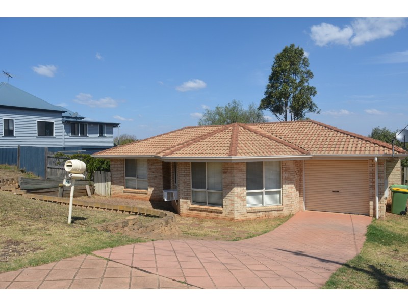 72 Glenvale Road, Harristown QLD 4350