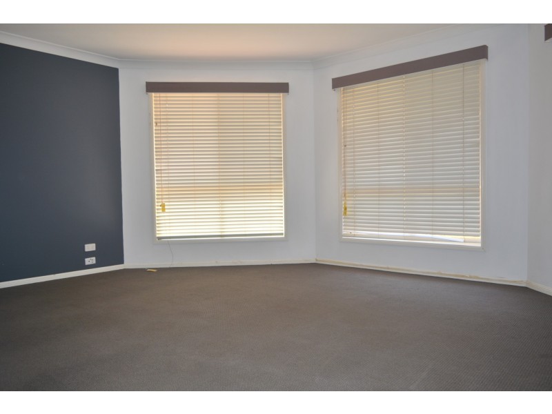 72 Glenvale Road, Harristown QLD 4350