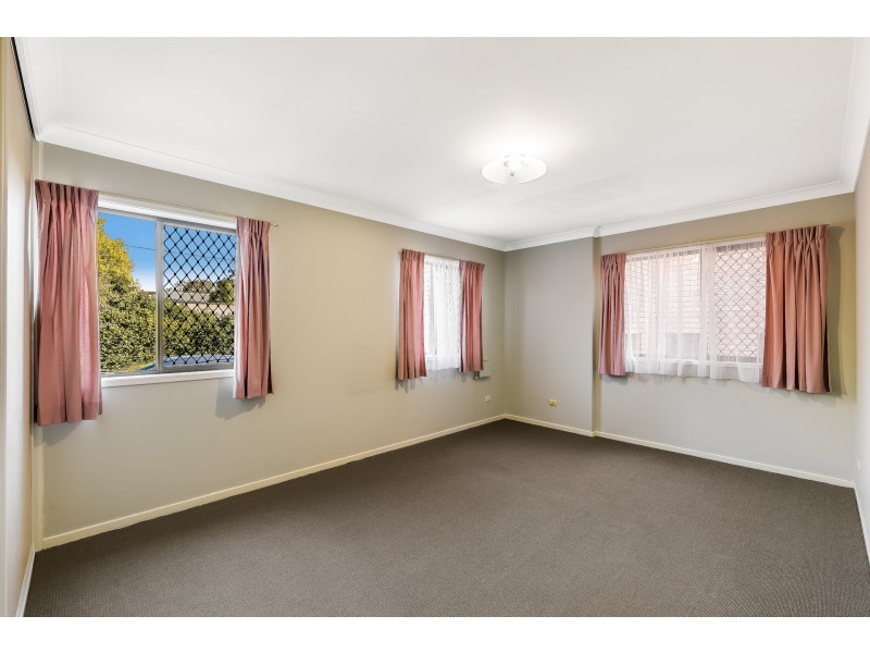 2/316 Hume Street, Centenary Heights QLD 4350