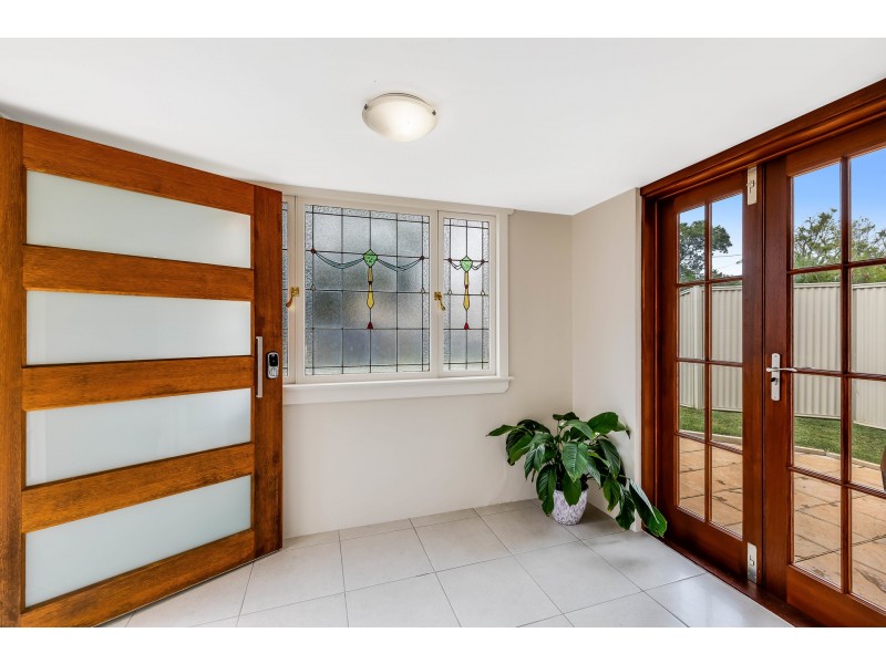 87 Phillip Street, South Toowoomba QLD 4350