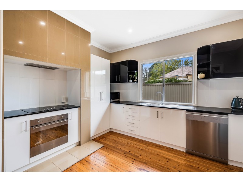 87 Phillip Street, South Toowoomba QLD 4350