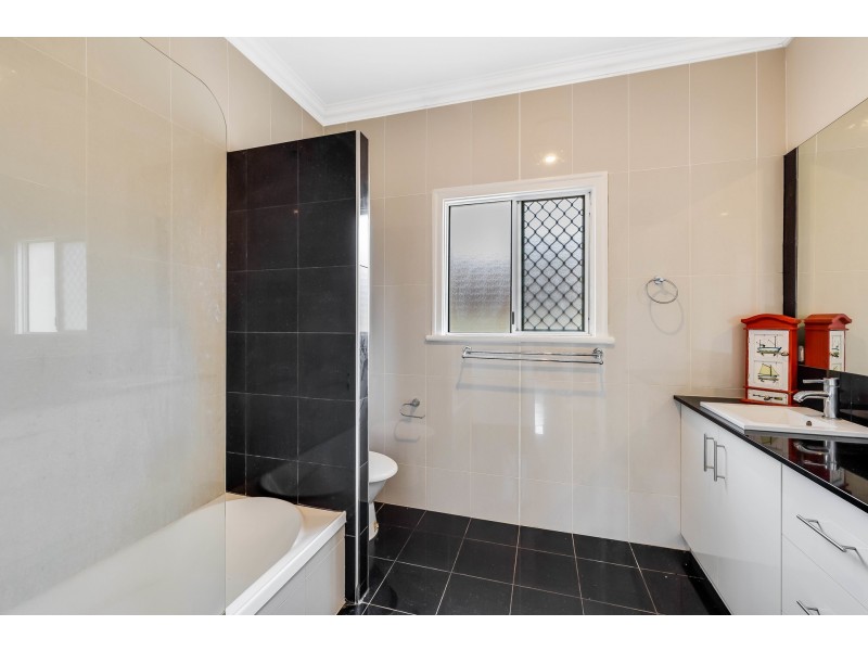 87 Phillip Street, South Toowoomba QLD 4350