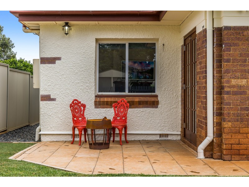87 Phillip Street, South Toowoomba QLD 4350
