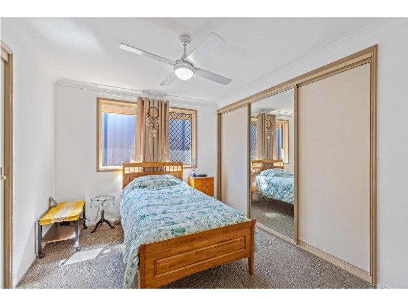 2/6 Araluen Street, Kearneys Spring QLD 4350