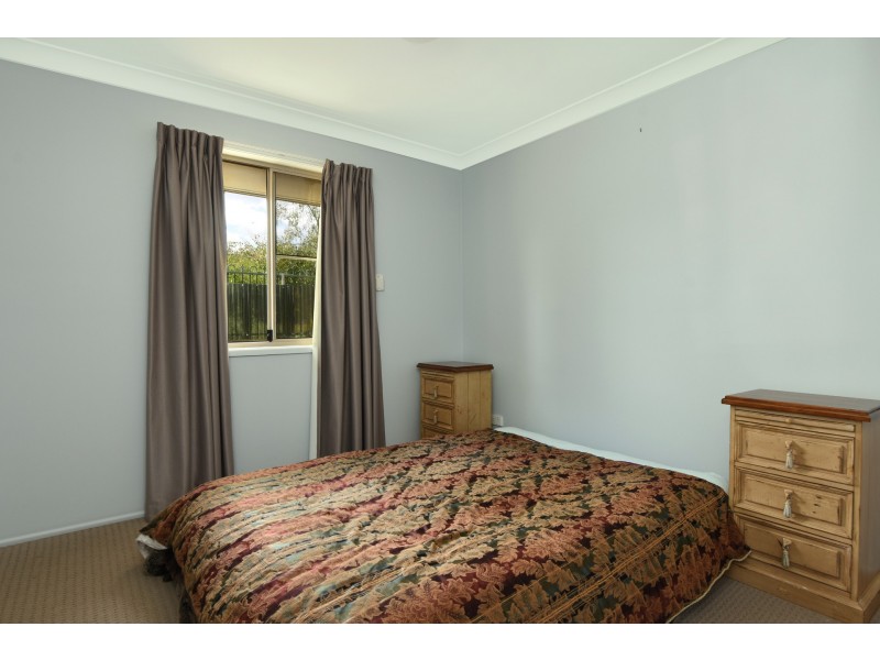 534 South Street, Glenvale QLD 4350