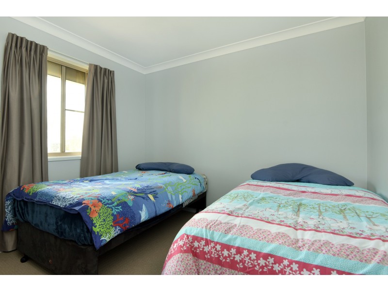 534 South Street, Glenvale QLD 4350