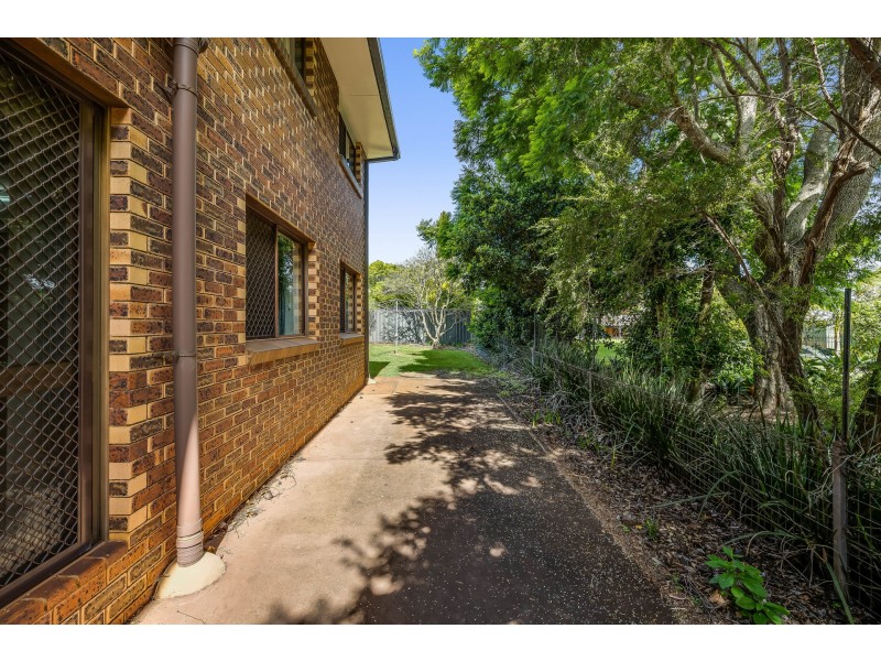 6/329 West Street, Harristown QLD 4350