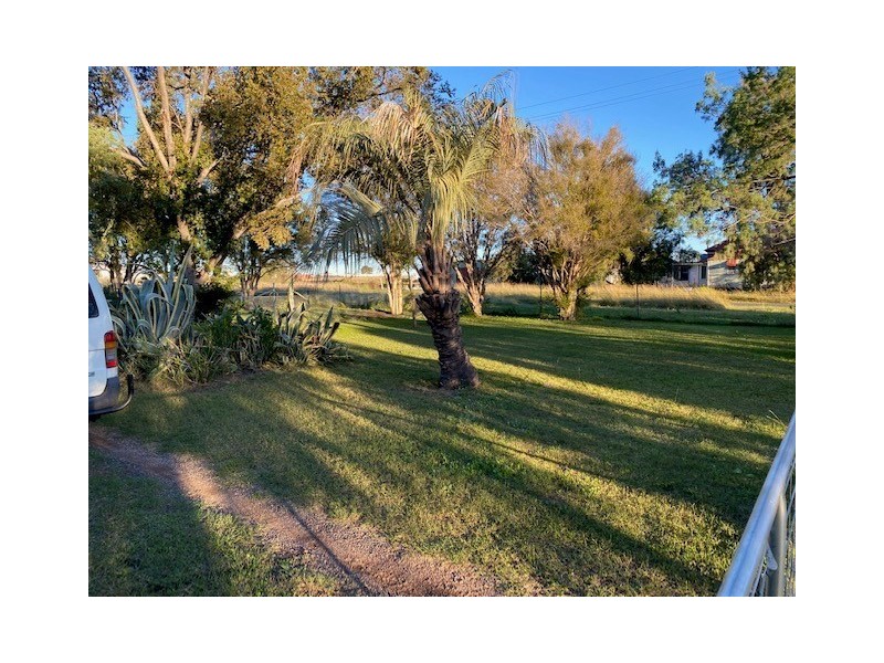 81 Logan Road, Clifton QLD 4361