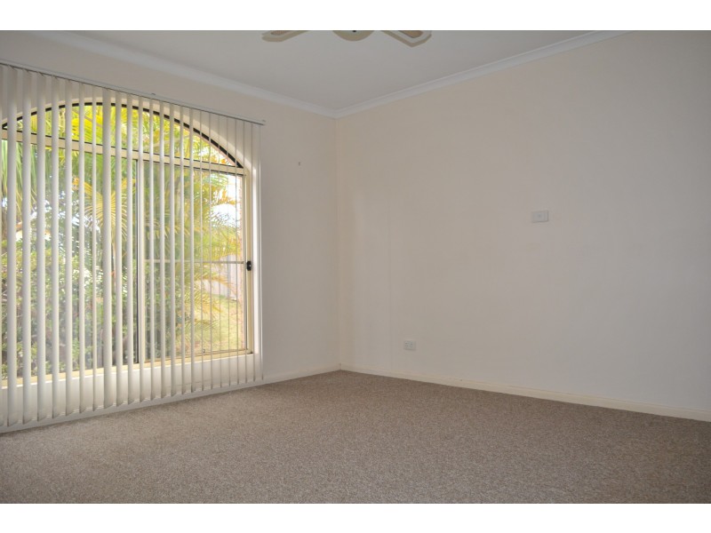 533 Hume Street, Kearneys Spring QLD 4350