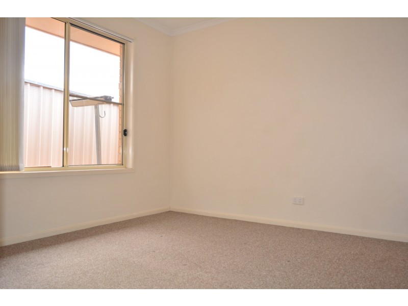 533 Hume Street, Kearneys Spring QLD 4350