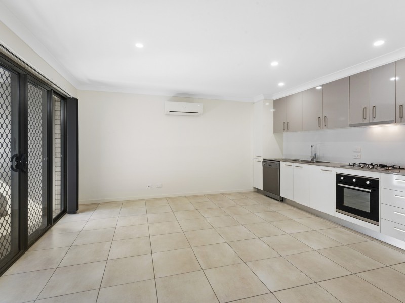 1/12 Serengetti Street, Harristown QLD 4350