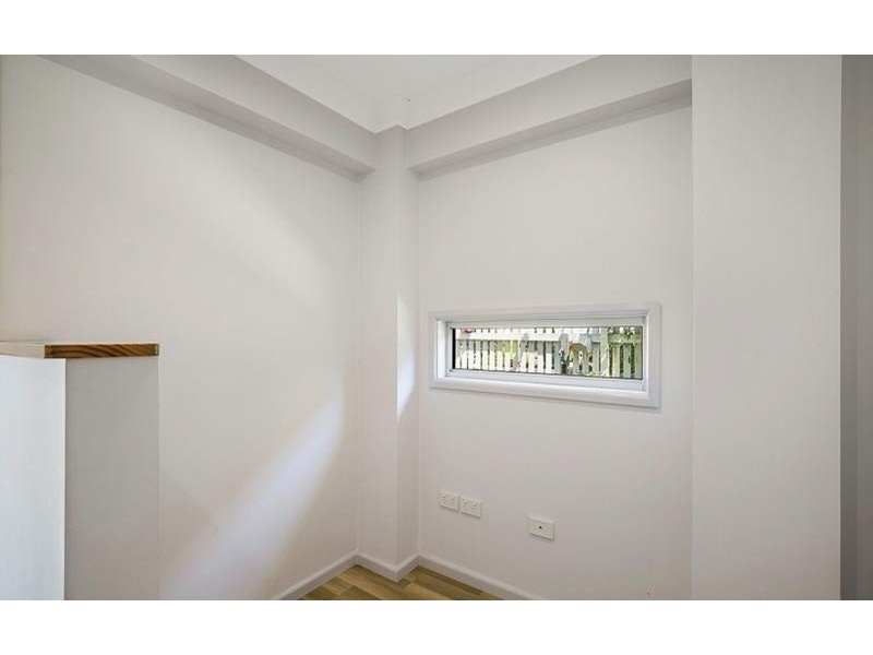 11 Rose Street, Wilsonton QLD 4350