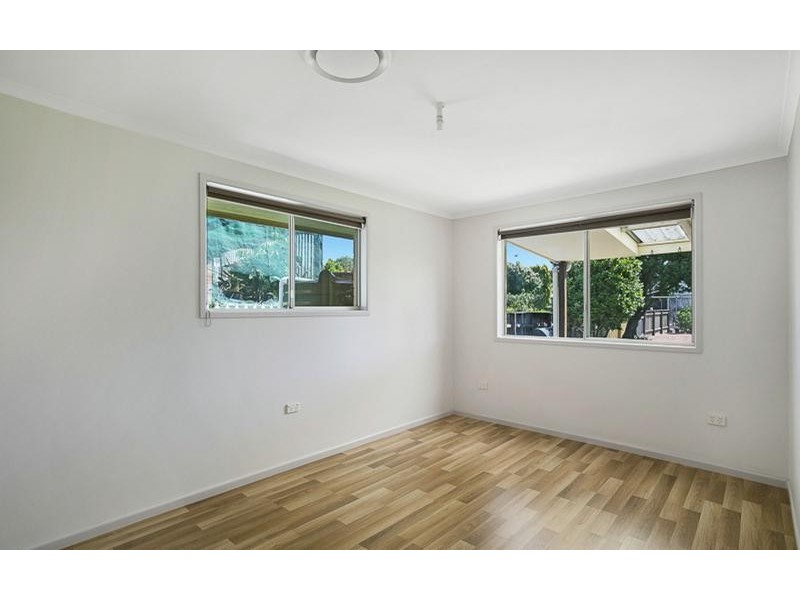 11 Rose Street, Wilsonton QLD 4350