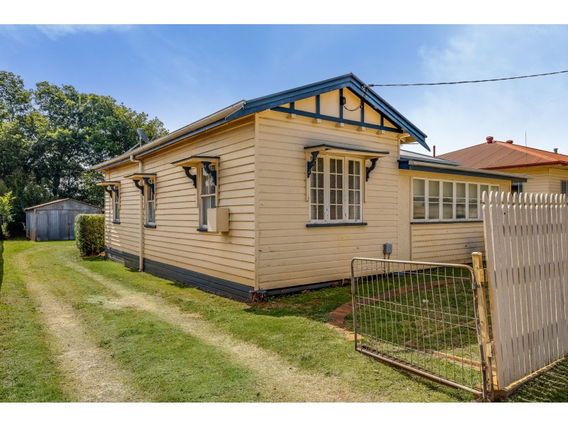 49 Grenier Street, Toowoomba QLD 4350