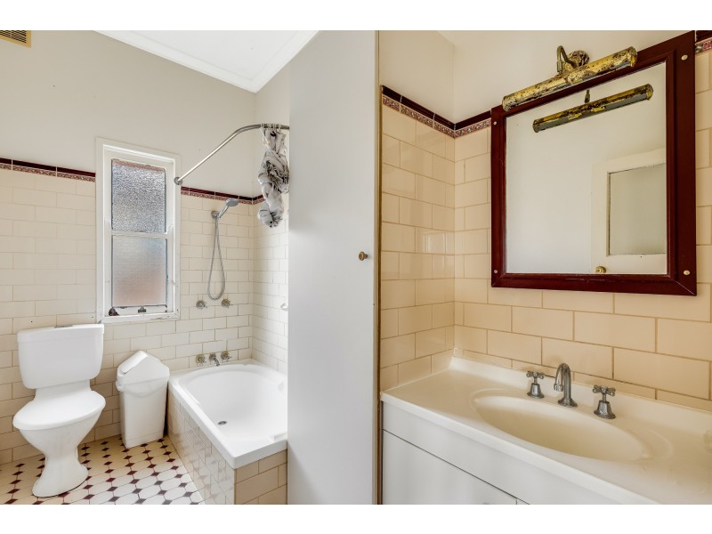 49 Grenier Street, Toowoomba QLD 4350