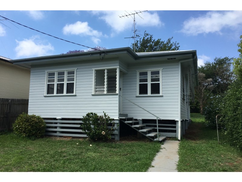 24 Stone Street, Wilsonton QLD 4350