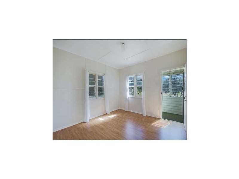 24 Stone Street, Wilsonton QLD 4350