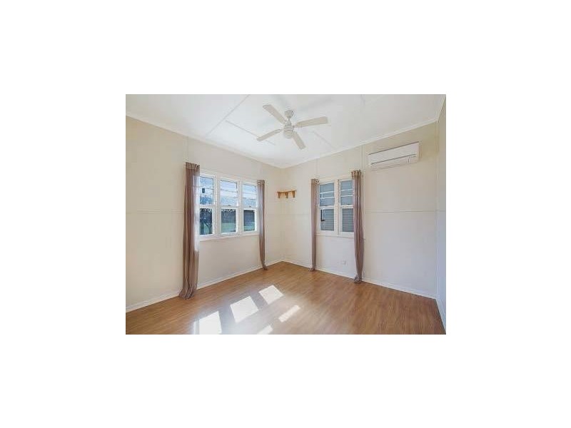 24 Stone Street, Wilsonton QLD 4350