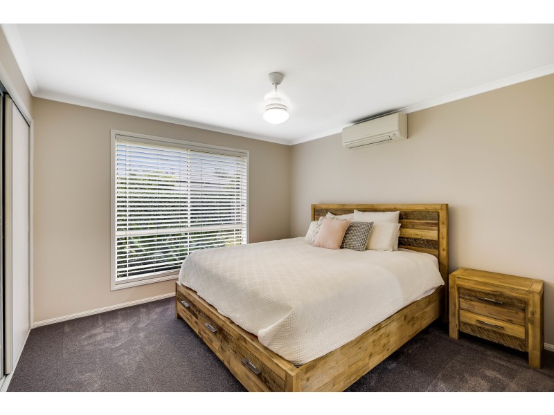 13 Bunya Street, Kearneys Spring QLD 4350