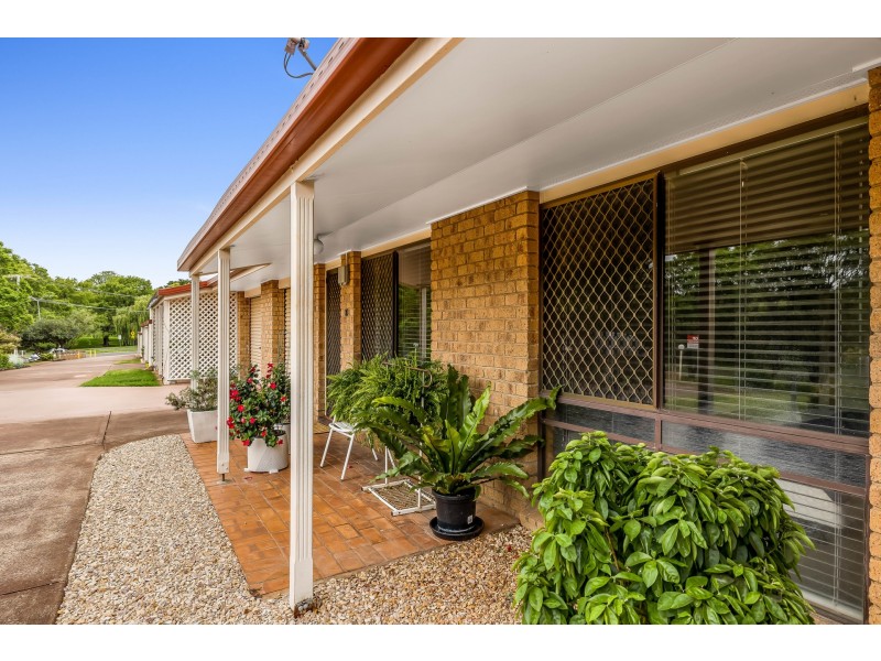 10/59 Kitchener Street, South Toowoomba QLD 4350