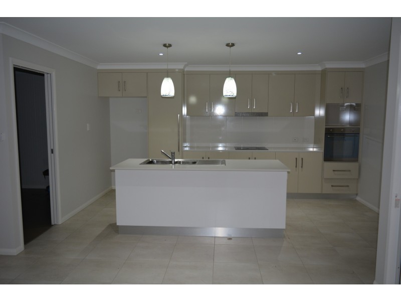 4/19 Primrose Street, South Toowoomba QLD 4350