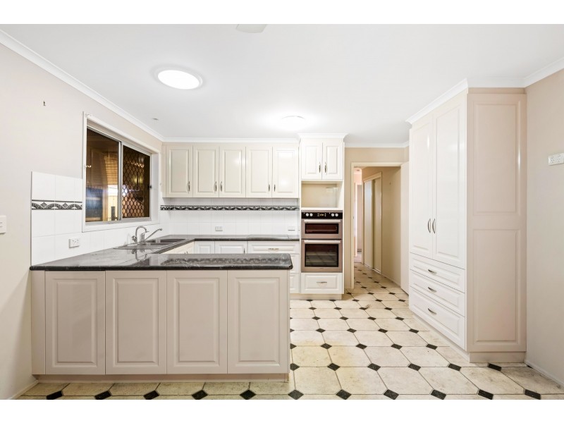 7 Cullen Court, Rockville QLD 4350