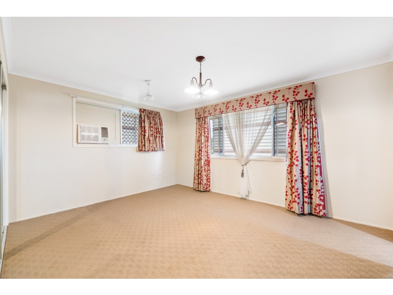 7 Cullen Court, Rockville QLD 4350