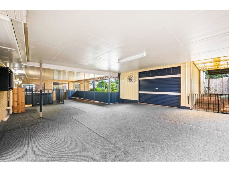 7 Cullen Court, Rockville QLD 4350