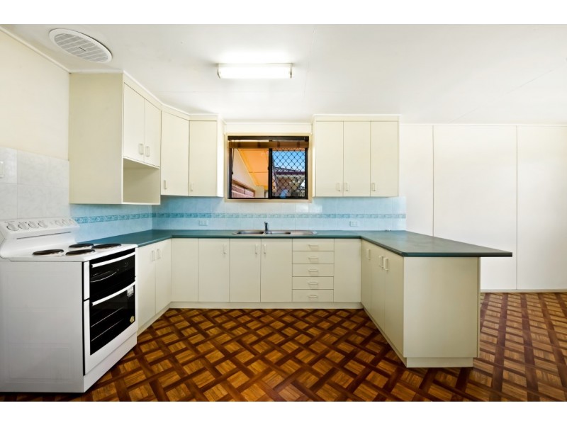 2 Doherty Street, Rockville QLD 4350