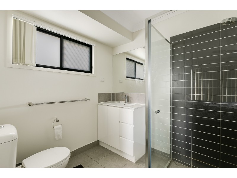 10 Menton Place, Harristown QLD 4350