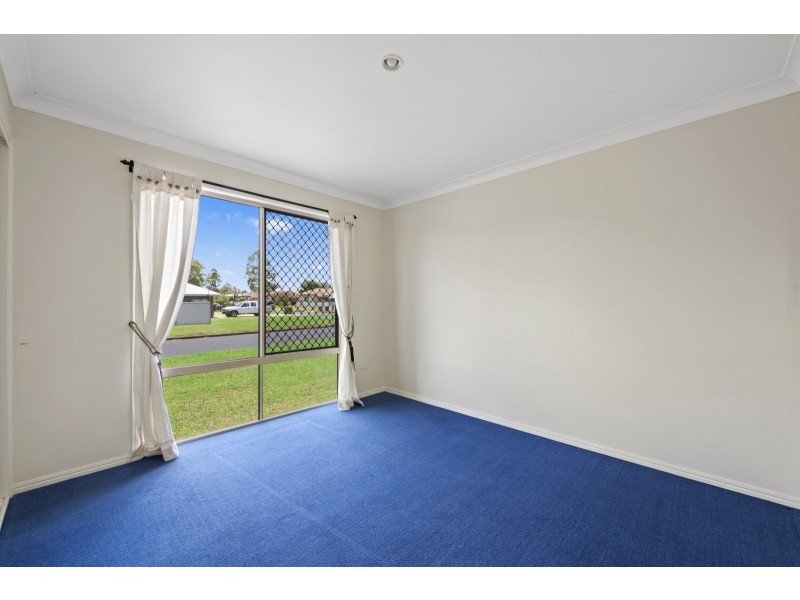 11 King Street, Oakey QLD 4401