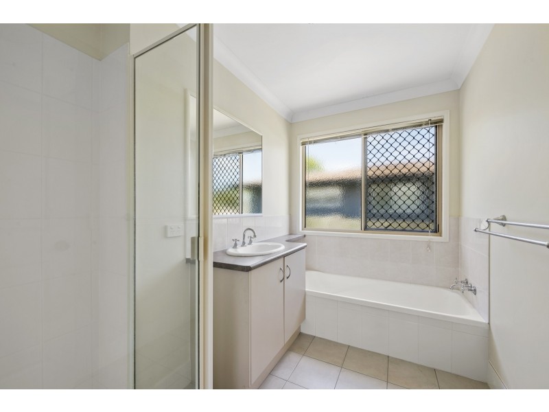 11 King Street, Oakey QLD 4401