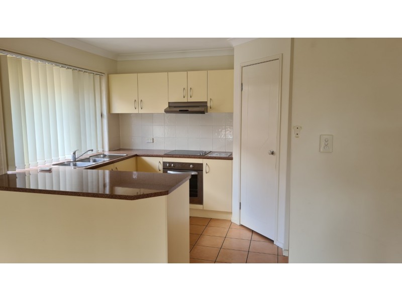 8 Flynn Street, Harlaxton QLD 4350