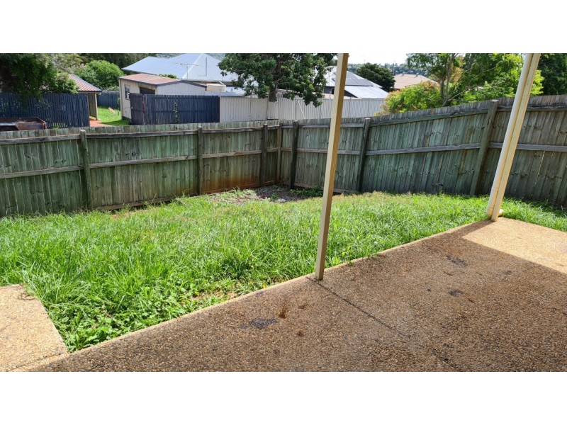 8 Flynn Street, Harlaxton QLD 4350