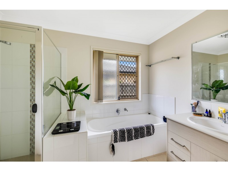 26 Paperbark Drive, Glenvale QLD 4350
