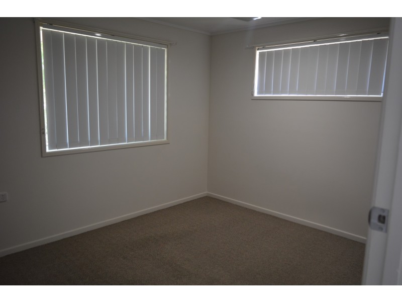 2/20 Kirklees Street, Newtown QLD 4350