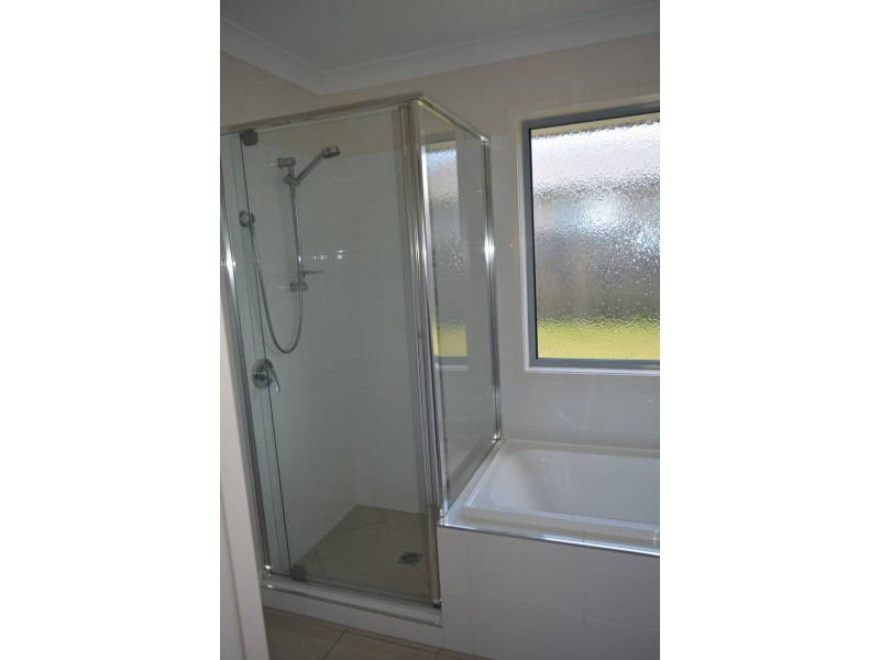 60 Edwin Street, Westbrook QLD 4350