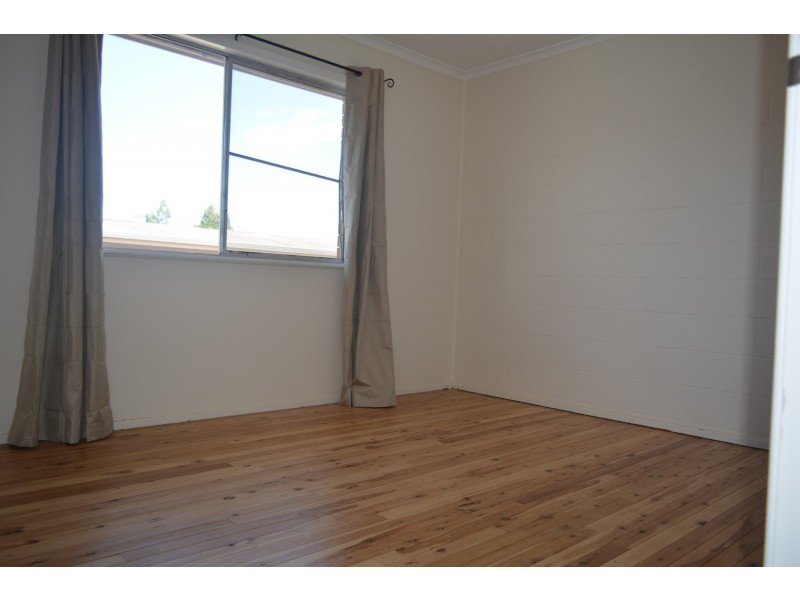 2/66 Pascoe Lane, North Toowoomba QLD 4350