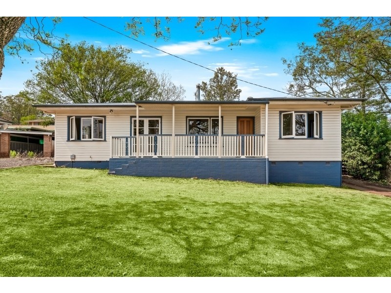 4 Perry Street, Harlaxton QLD 4350