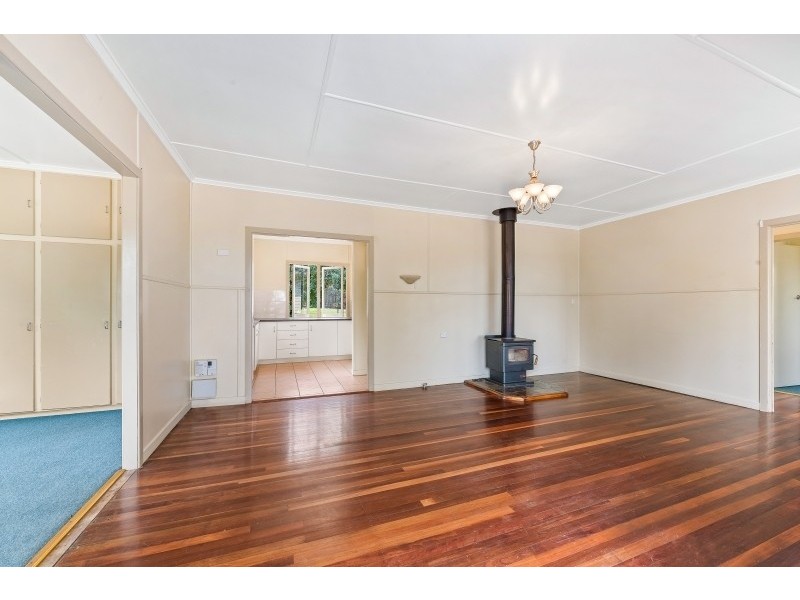 4 Perry Street, Harlaxton QLD 4350